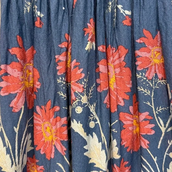 FREE PEOPLE Bali Wild Daisy Slip /
Stellar Combo size Medium - Picture 11 of 14